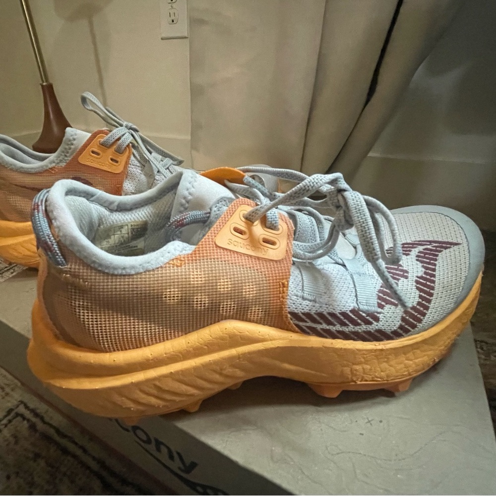 Endorphin Rift trail running shoes